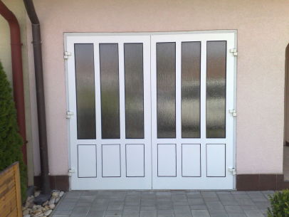 Nátěr garážových dveří