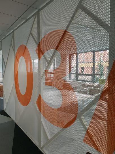 Nátěr označení do kanceláří