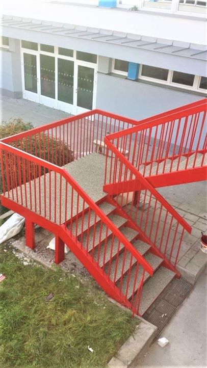 Nátěr exteriérového zábradlí