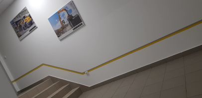 Malba schodiště a soklu - provozovna Liebherr v Popůvkách