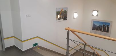 Malba schodiště a soklu - provozovna Liebherr v Popůvkách