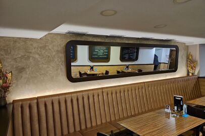 Dekorační malba Encanto v Pellegrini Caffe Restaurant Brno