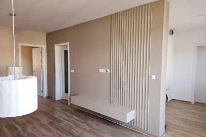 Dekorační 3D obklad + Dulux Vinyl 2