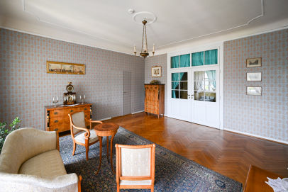 Tapetování v zámku Lysice