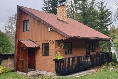 Obnova dřevěného nátěru