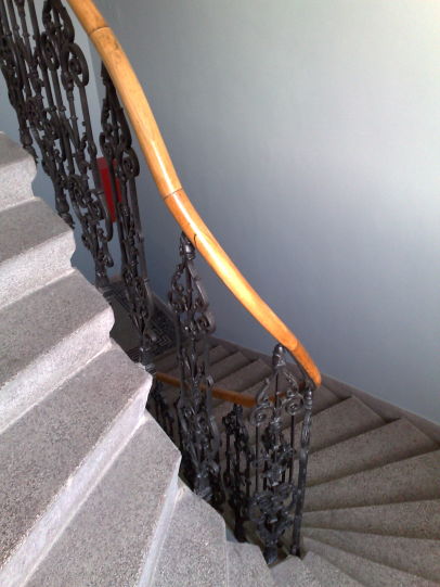 Nátěr zábradlí a schodiště