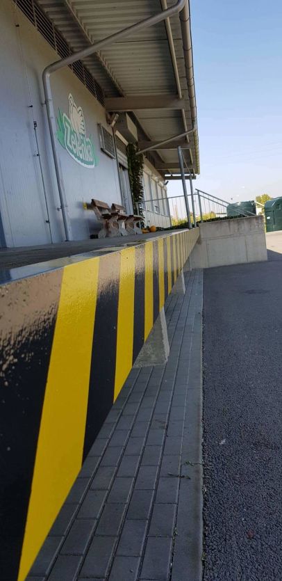 Polyuretanový žluto-černý vyznačovací nátěr